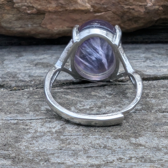 Gorgeous Rainbow Fluorite Gemstone Ring. Adjustable Ring Size 8-10 - Picture 3 of 8
